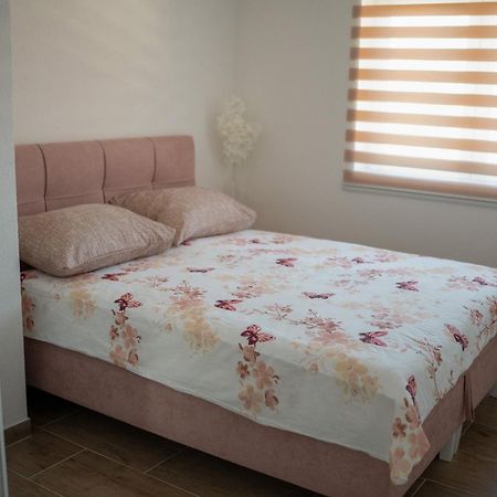 Apartmani Elegance Tuzla Ngoại thất bức ảnh