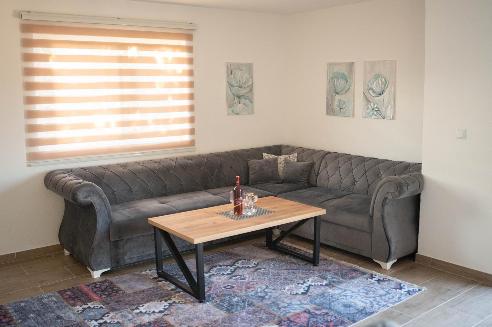 Apartmani Elegance Tuzla Ngoại thất bức ảnh