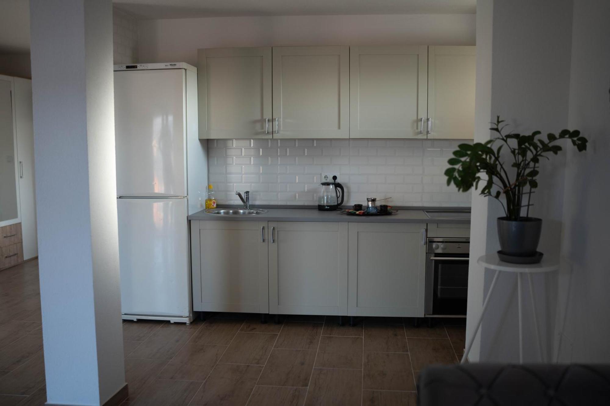 Apartmani Elegance Tuzla Ngoại thất bức ảnh