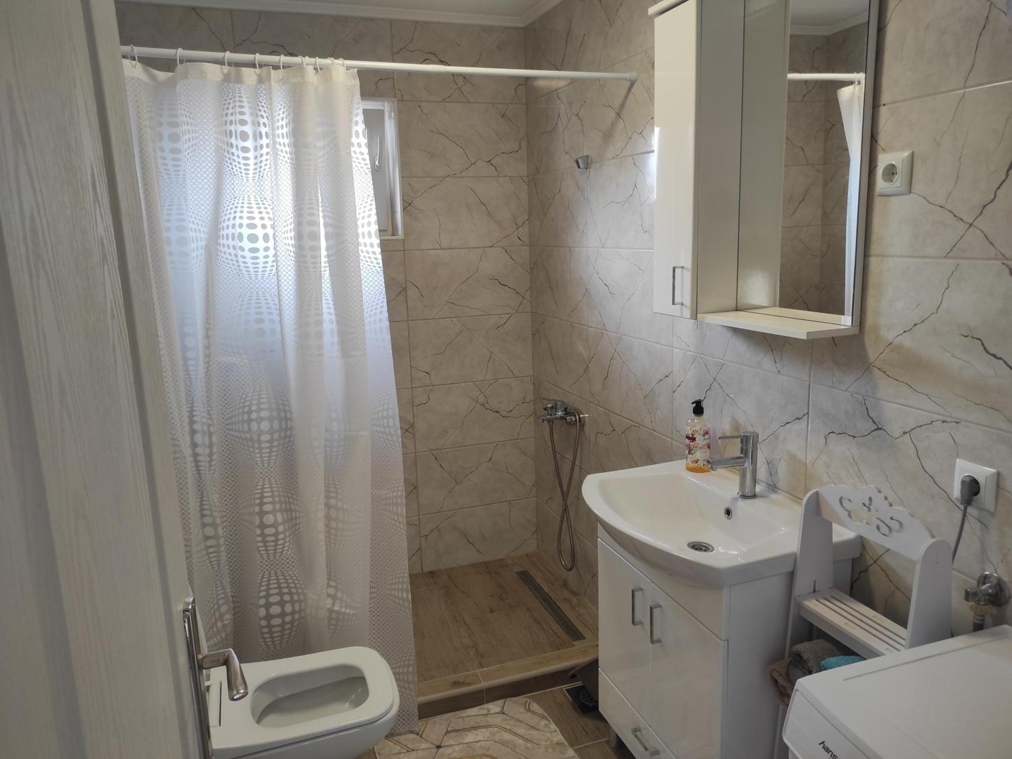 Apartmani Elegance Tuzla Phòng bức ảnh